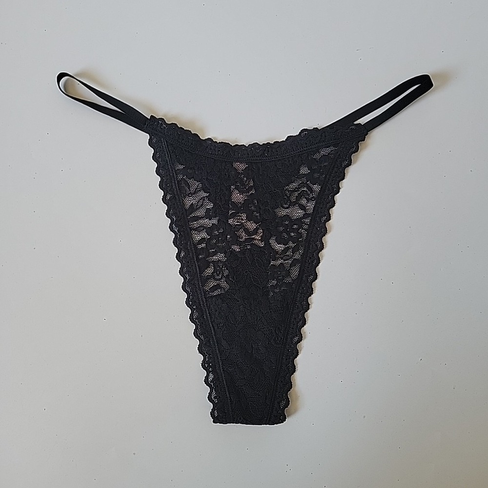 Victoria Secret Lace V String Thong Panties Black Semi Sheer Feminine Glam Sexy‎